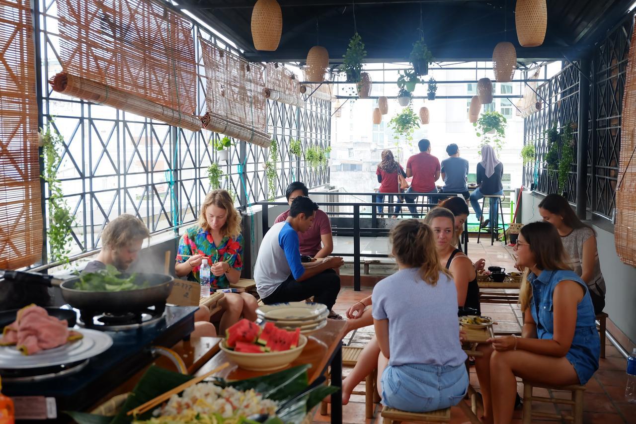 The Like Hostel & Cafe Thành Pho Ho Chí Minh Esterno foto